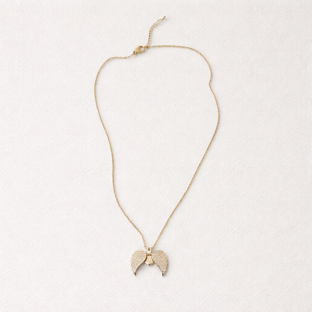 Gold-Tone Winged “Mom” Locket Necklace – Fashion Jewelry - Picture 3 of 4